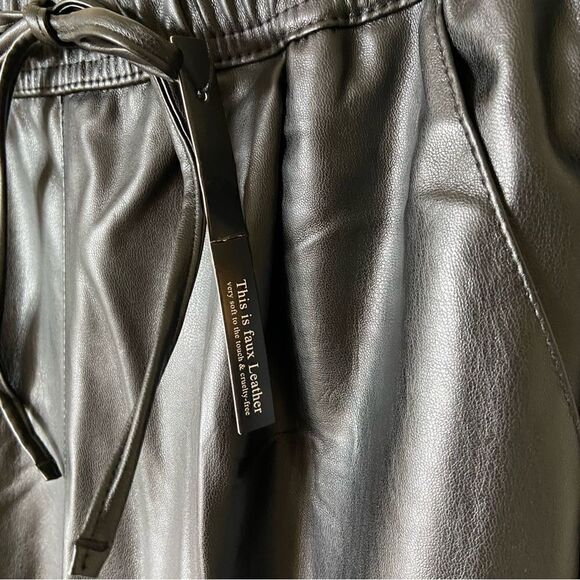 NWOT Love Tree Cognac Faux Leather Black Track Pants Joggers Size S - Picture 7 of 9